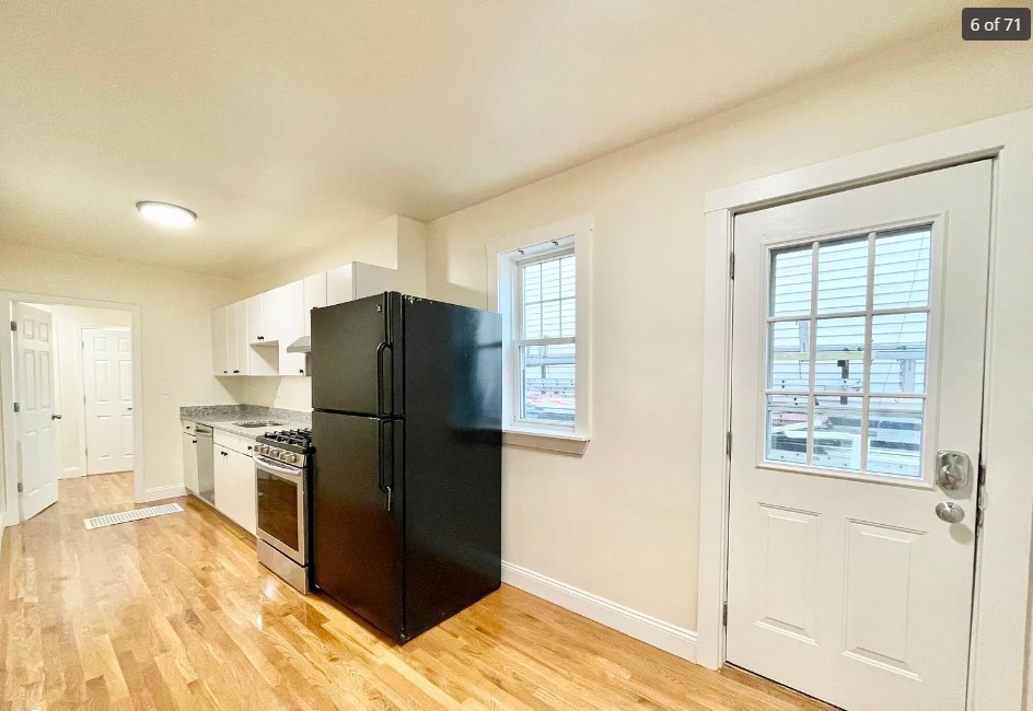 523 East 3rd St, South Boston