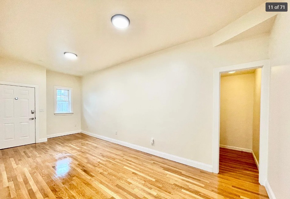 523 East 3rd St, South Boston