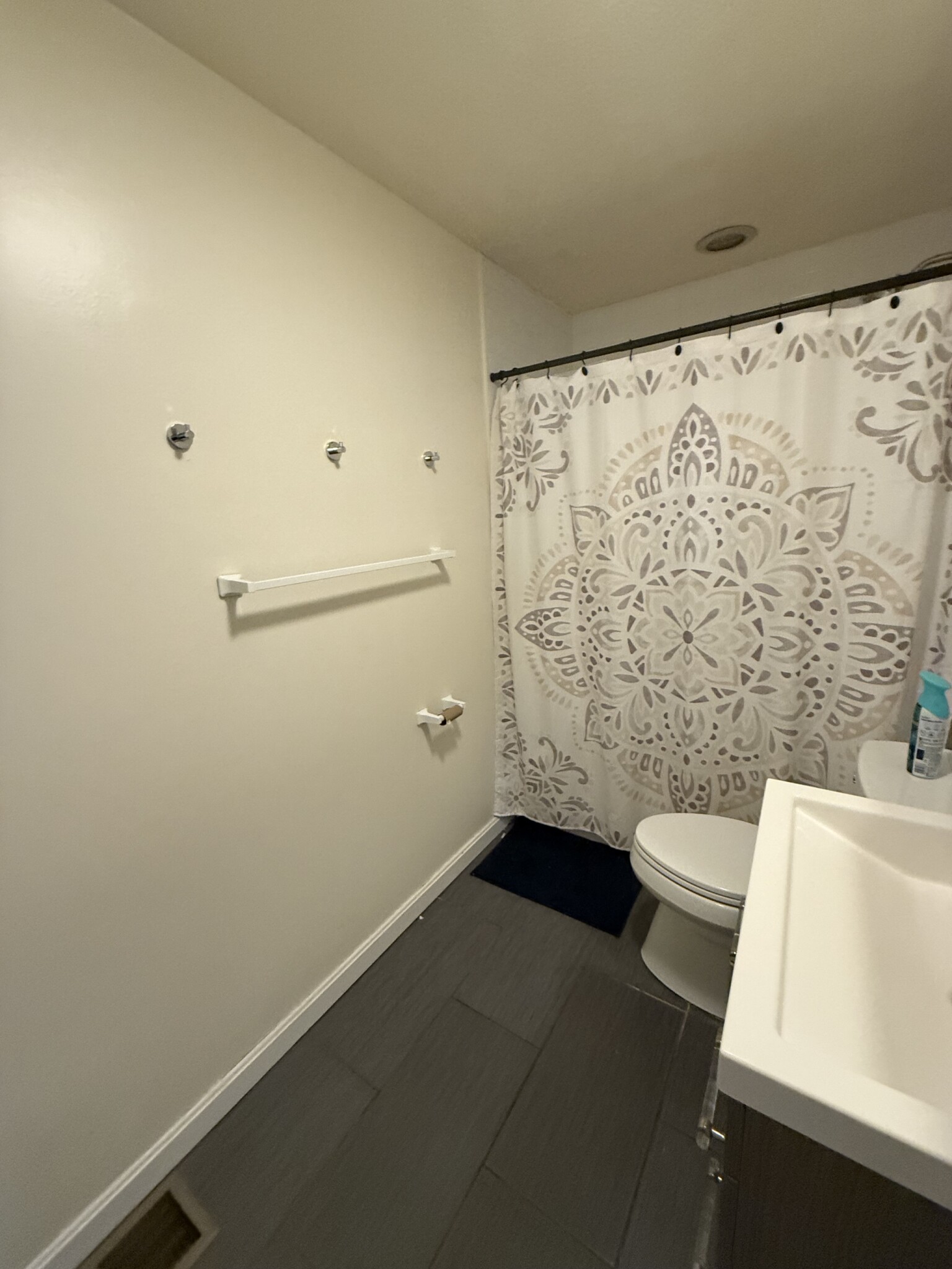 523 East 3rd St, South Boston