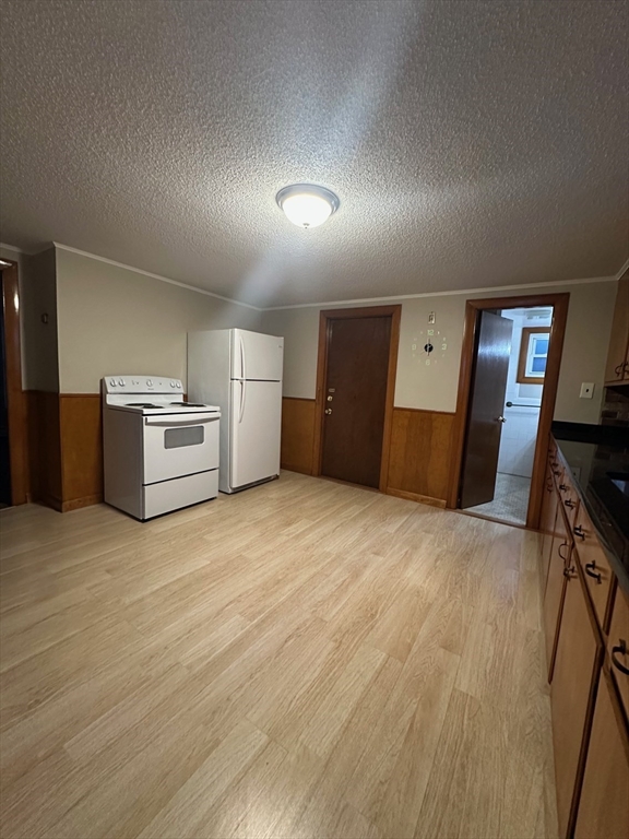 72 Wyoming Ave, Malden