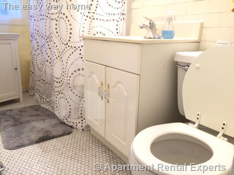 1622 Massachusetts Ave, Harvard Square