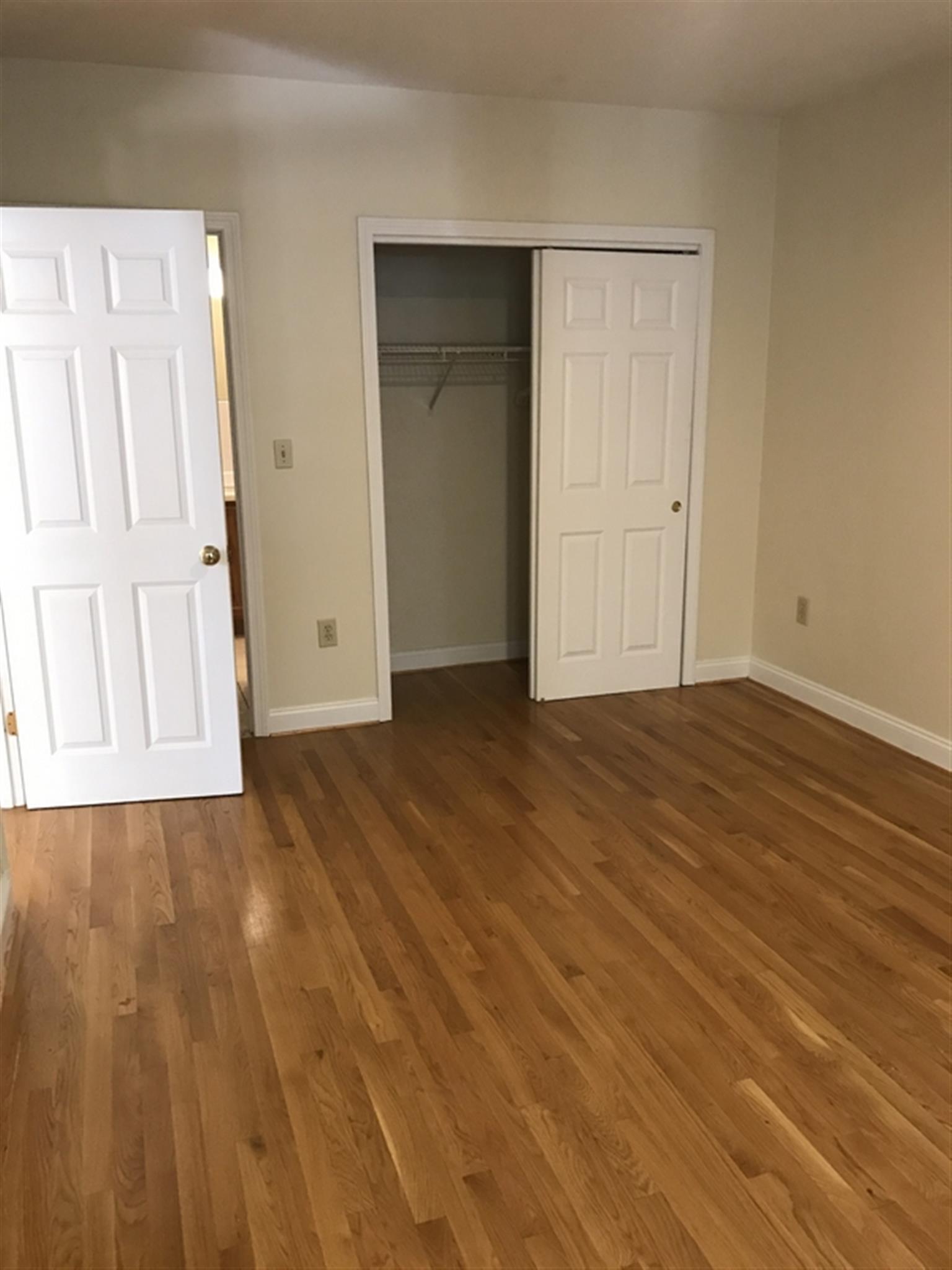 15 Pearl St, Cambridgeport