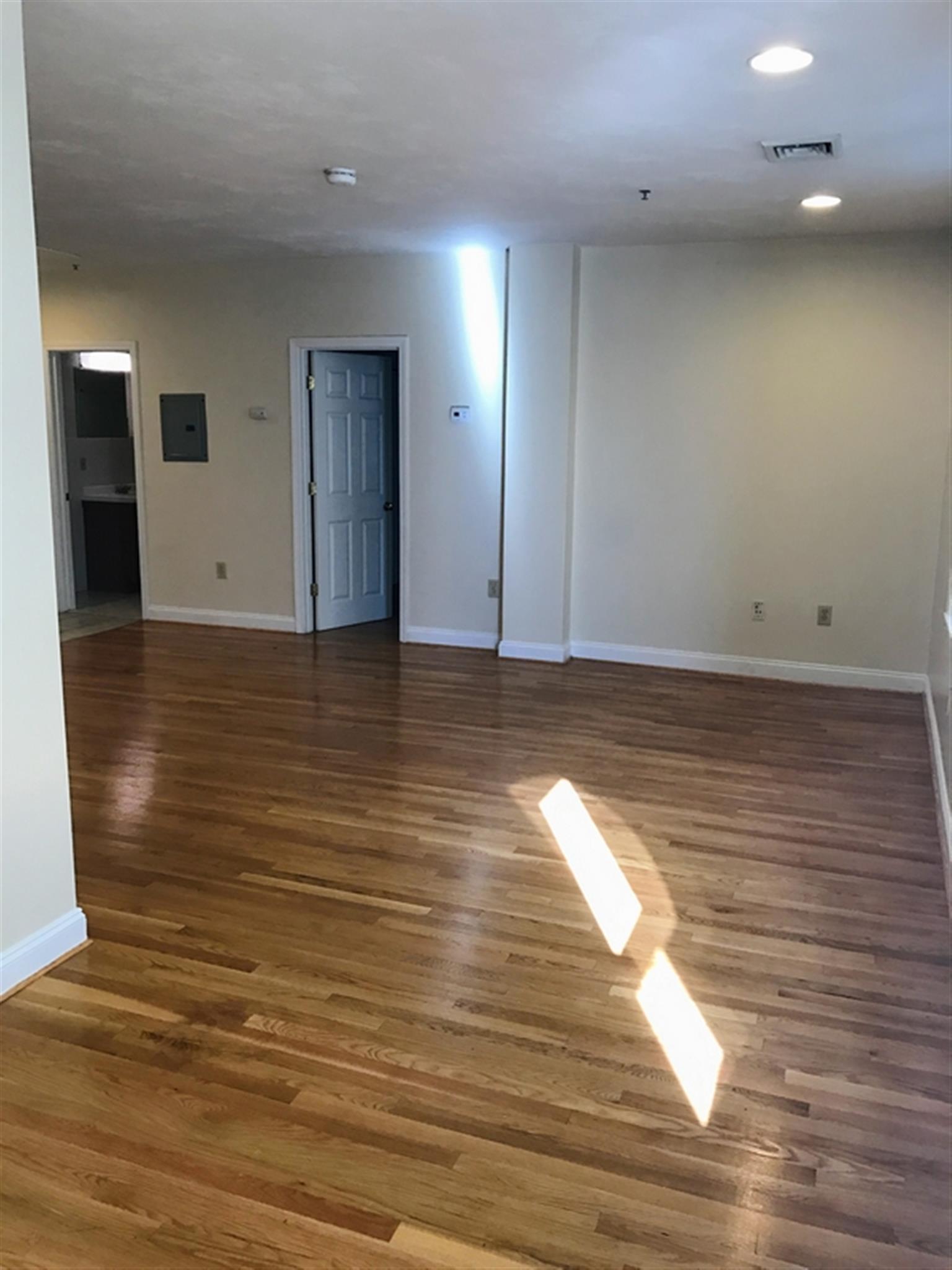 15 Pearl St, Cambridgeport