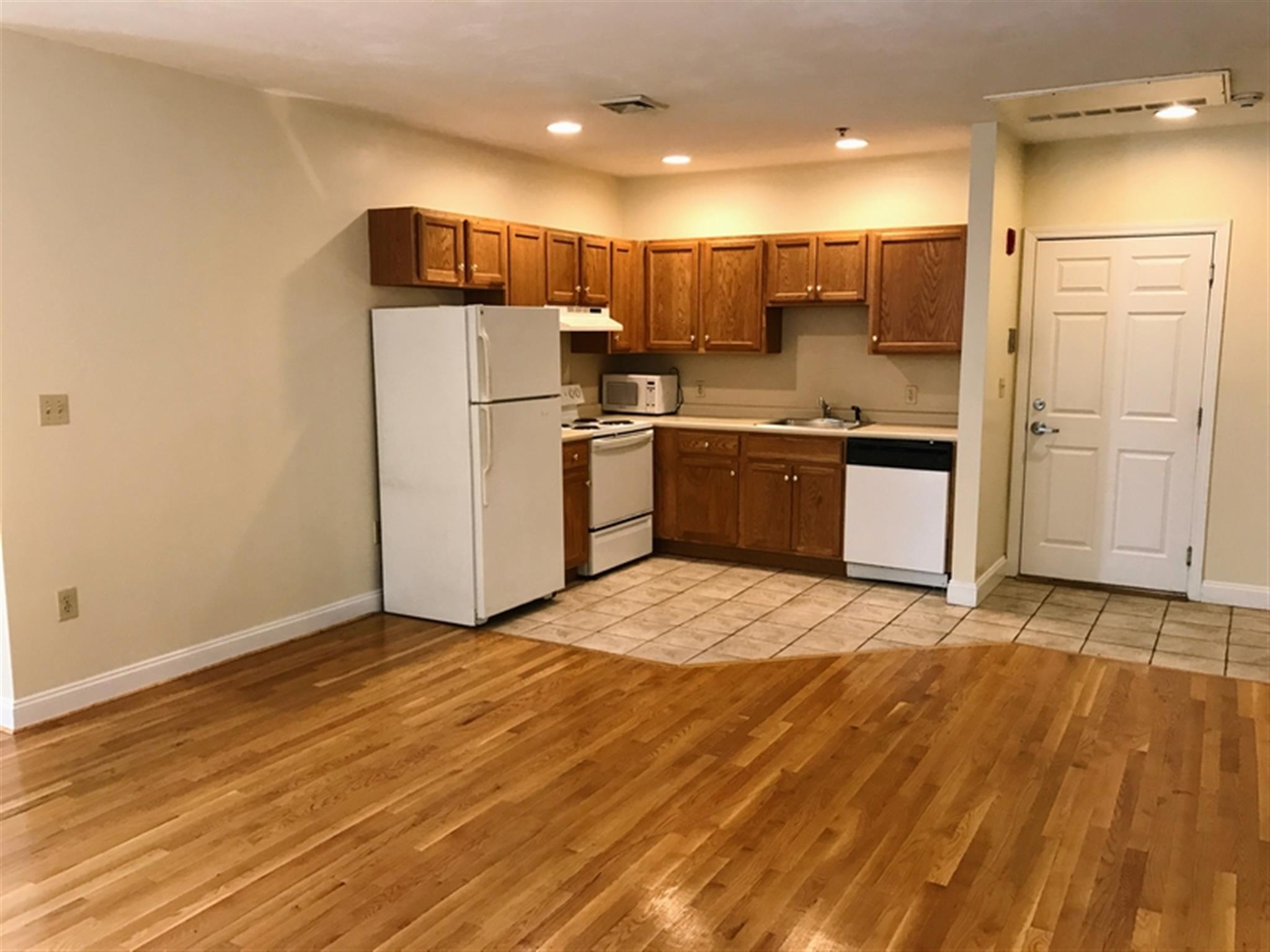 15 Pearl St, Cambridgeport