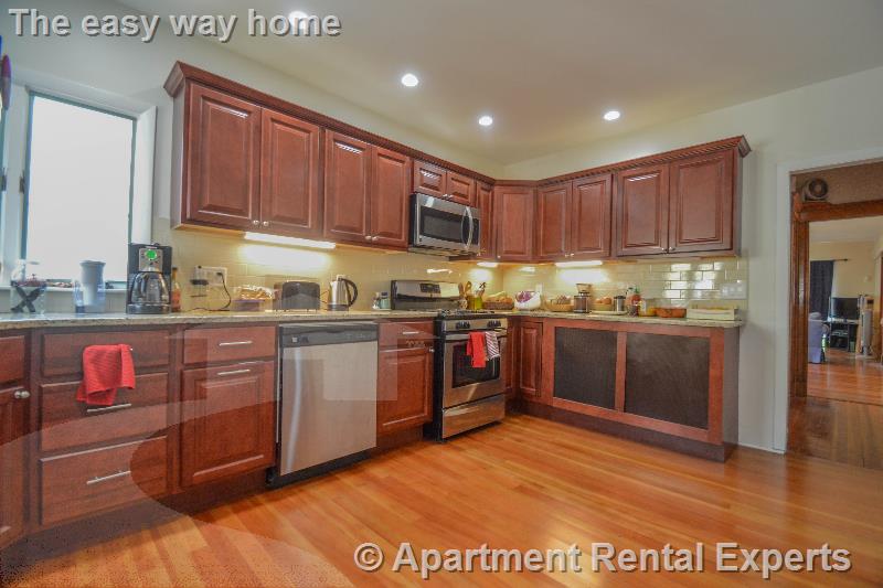 37 Walker St, Davis Square