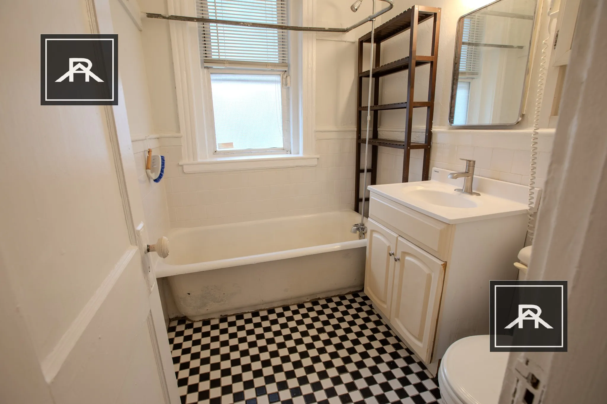 28 Quint Ave, Allston