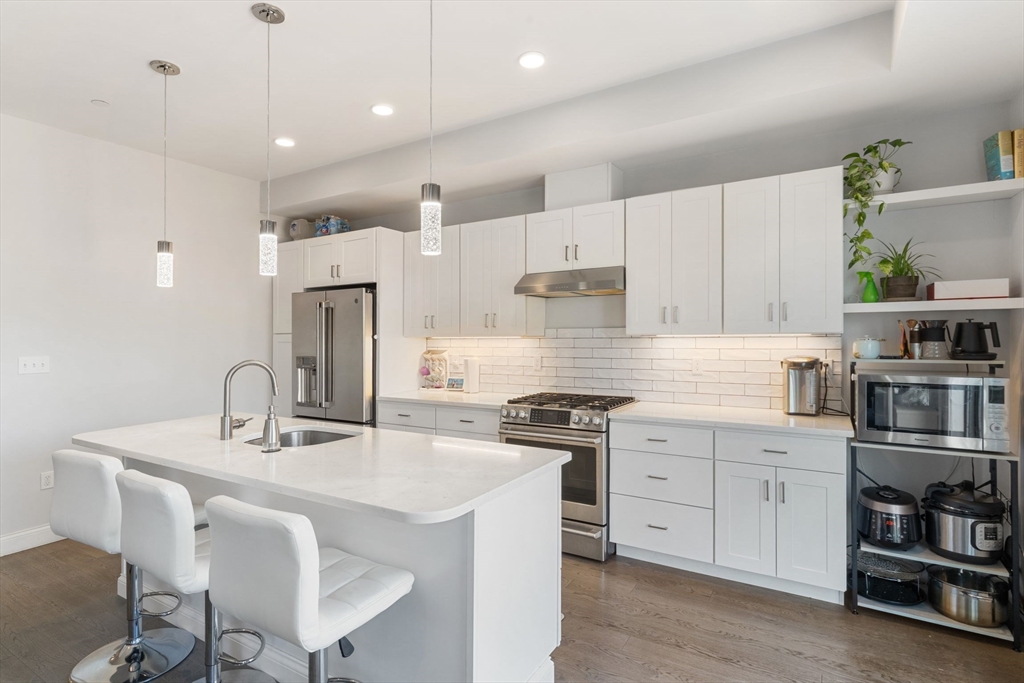 40 Medford St, Somerville