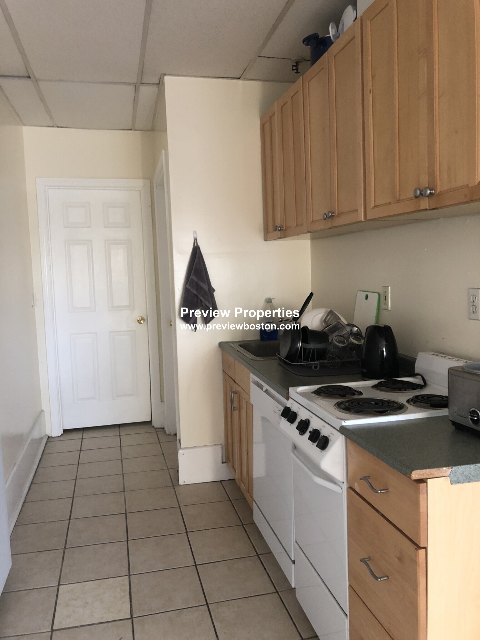 879 Beacon St, Fenway