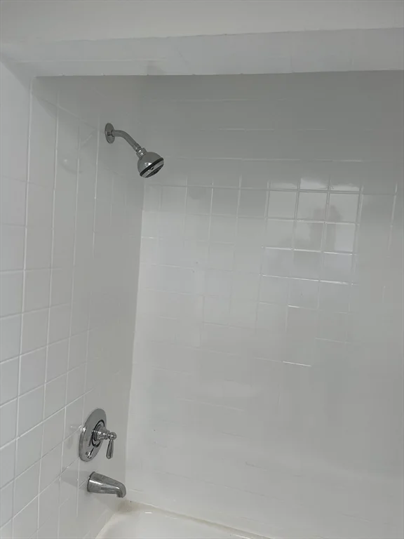 206 Concord St, Newton Lower Falls