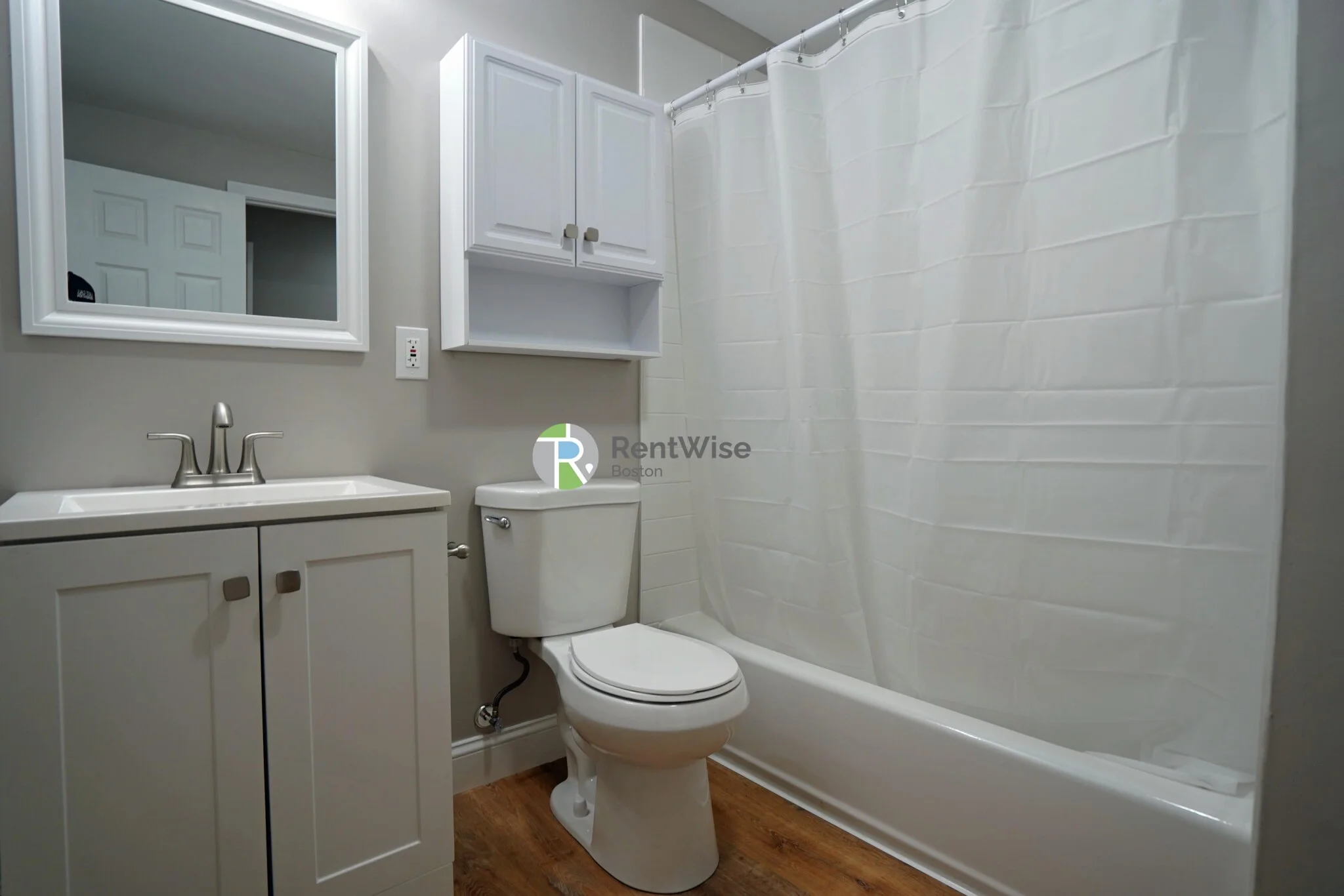 979 Fellsway West, Medford