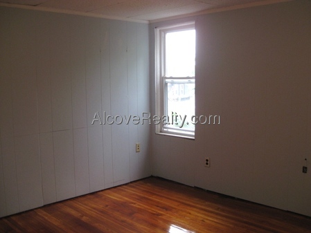 21 Appleton St, Powder House Square