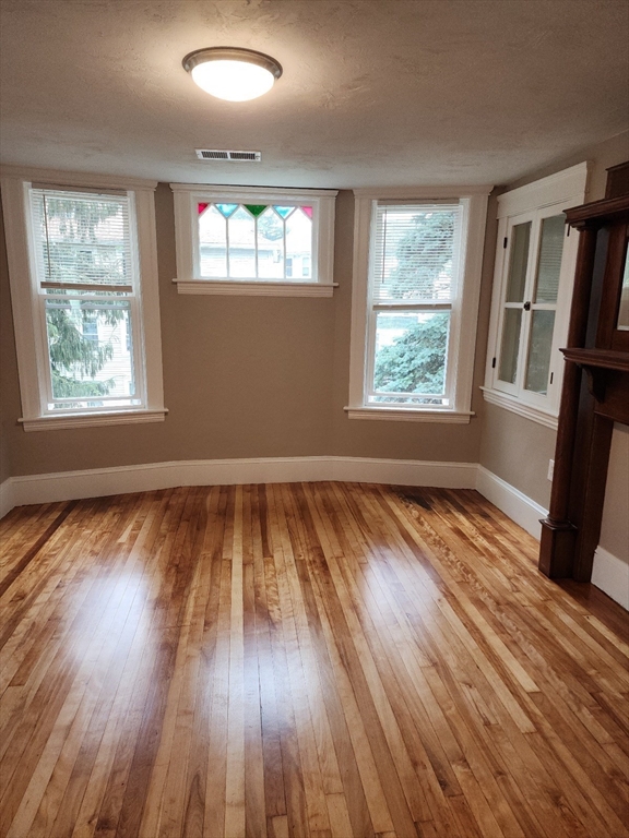 63 Fifth Ave, Worcester