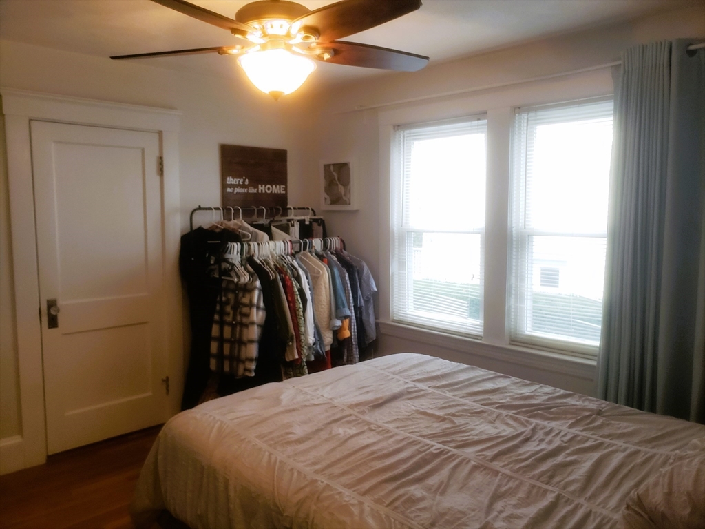 9 Menotomy Rd, Arlington