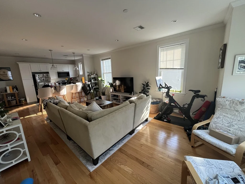 261 Lexington St, East Boston