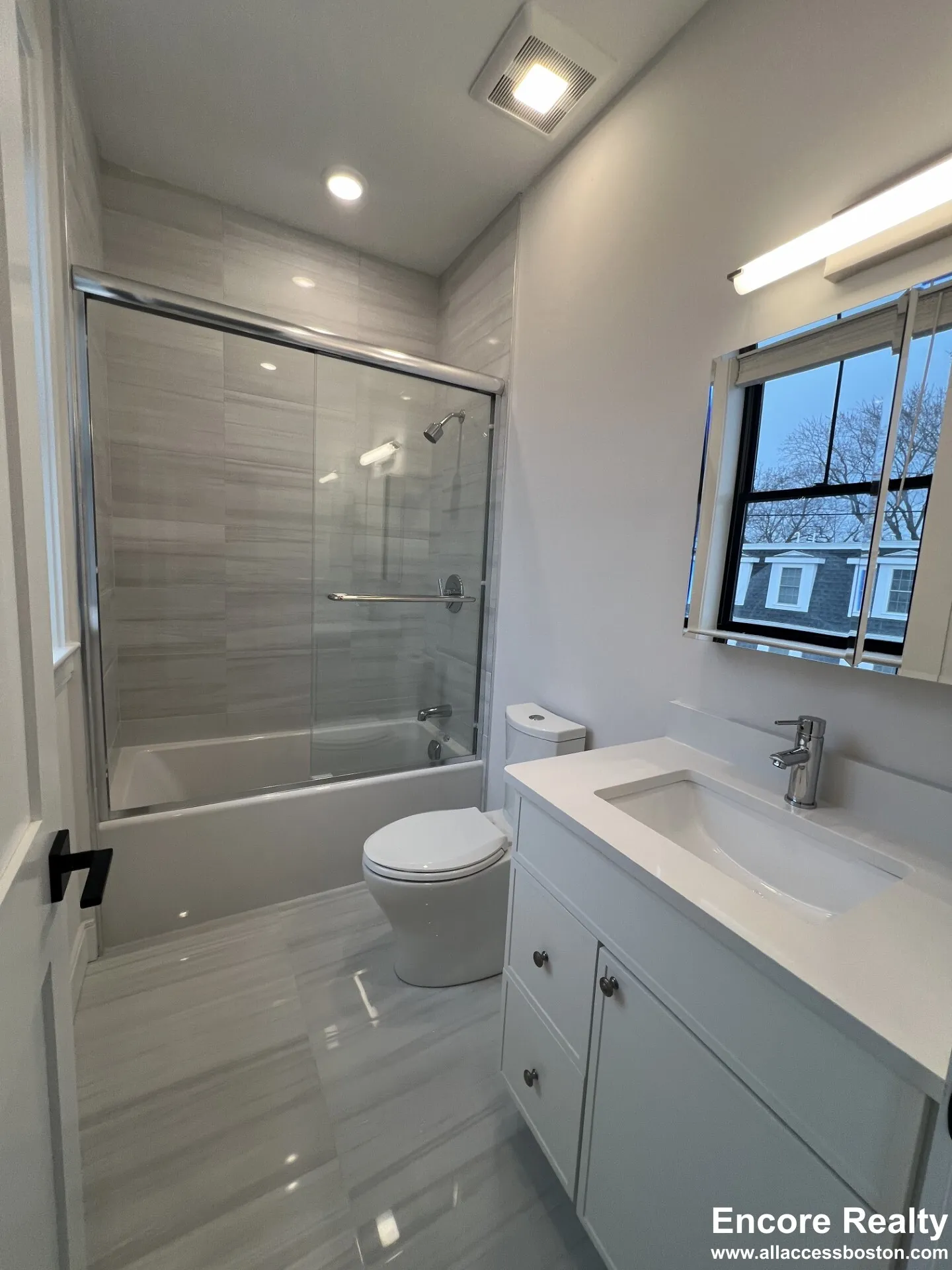 157 Everett St, Allston