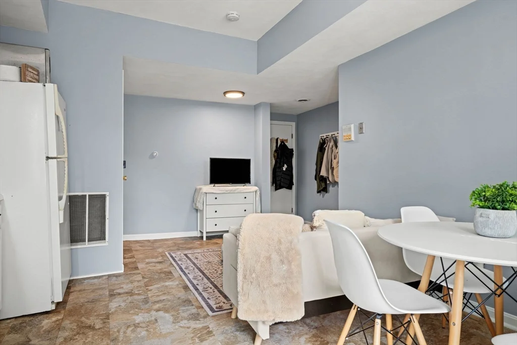 141 Emerson St, South Boston