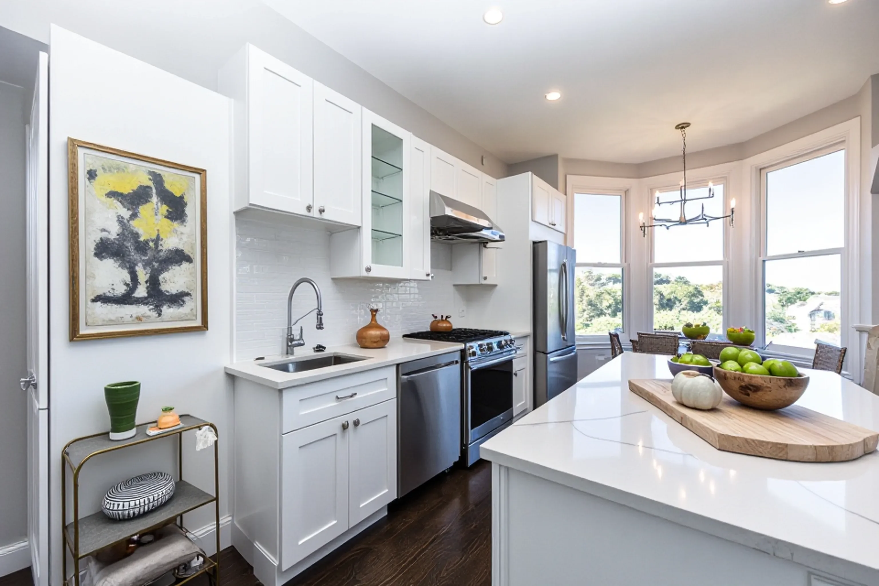 85 Regent St, Roxbury