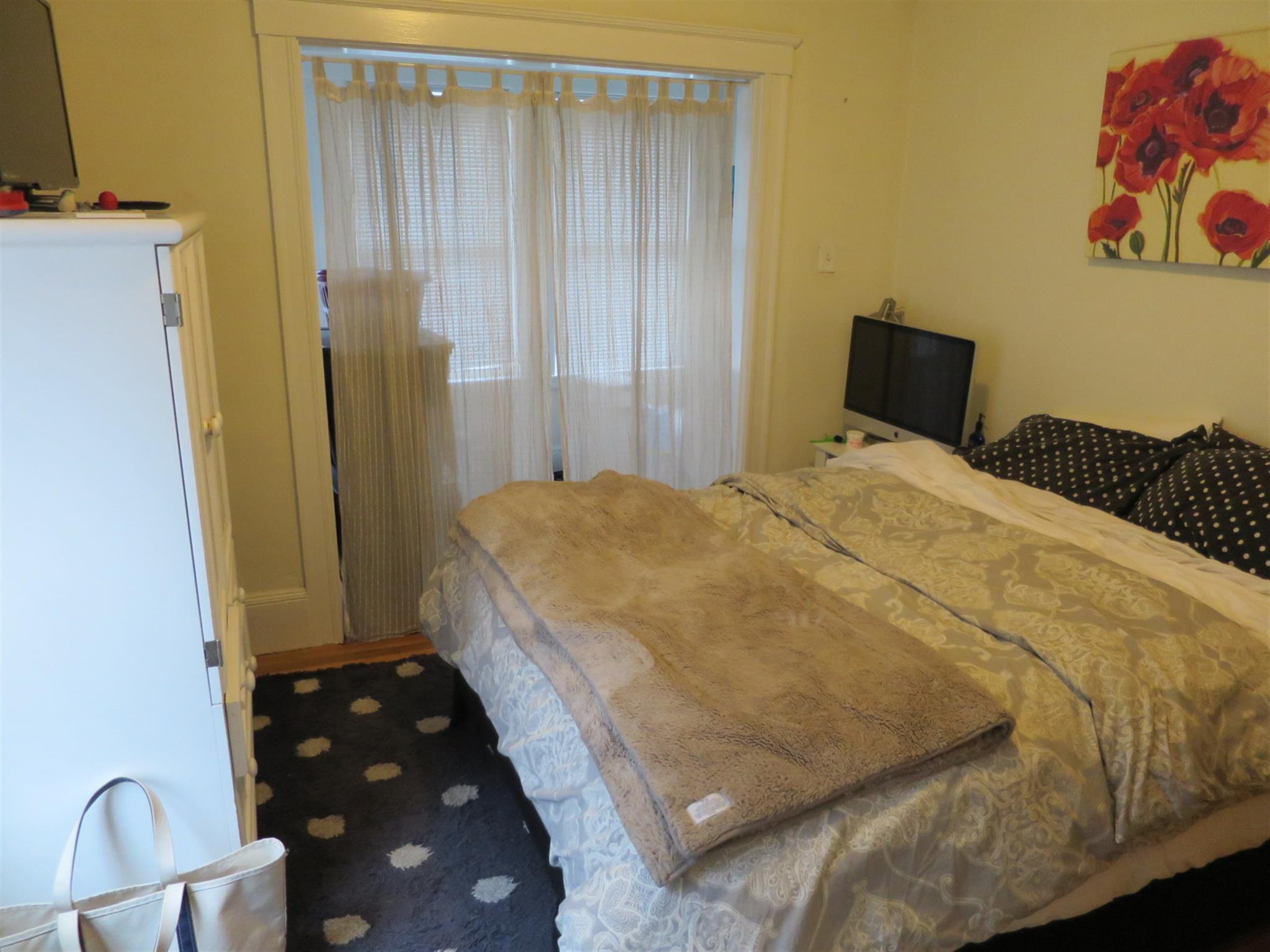 2 bed, 1 bath apartment for rent at 101 Alpine St Unit 2, Spring Hill — photo 5 of 12