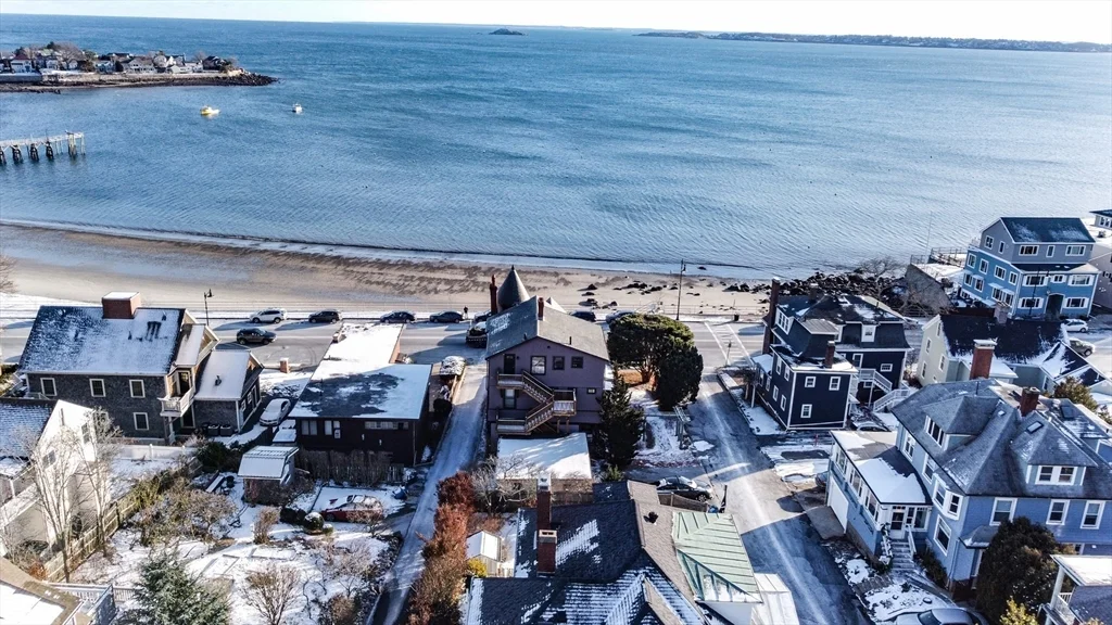 322 Humphrey St, Swampscott