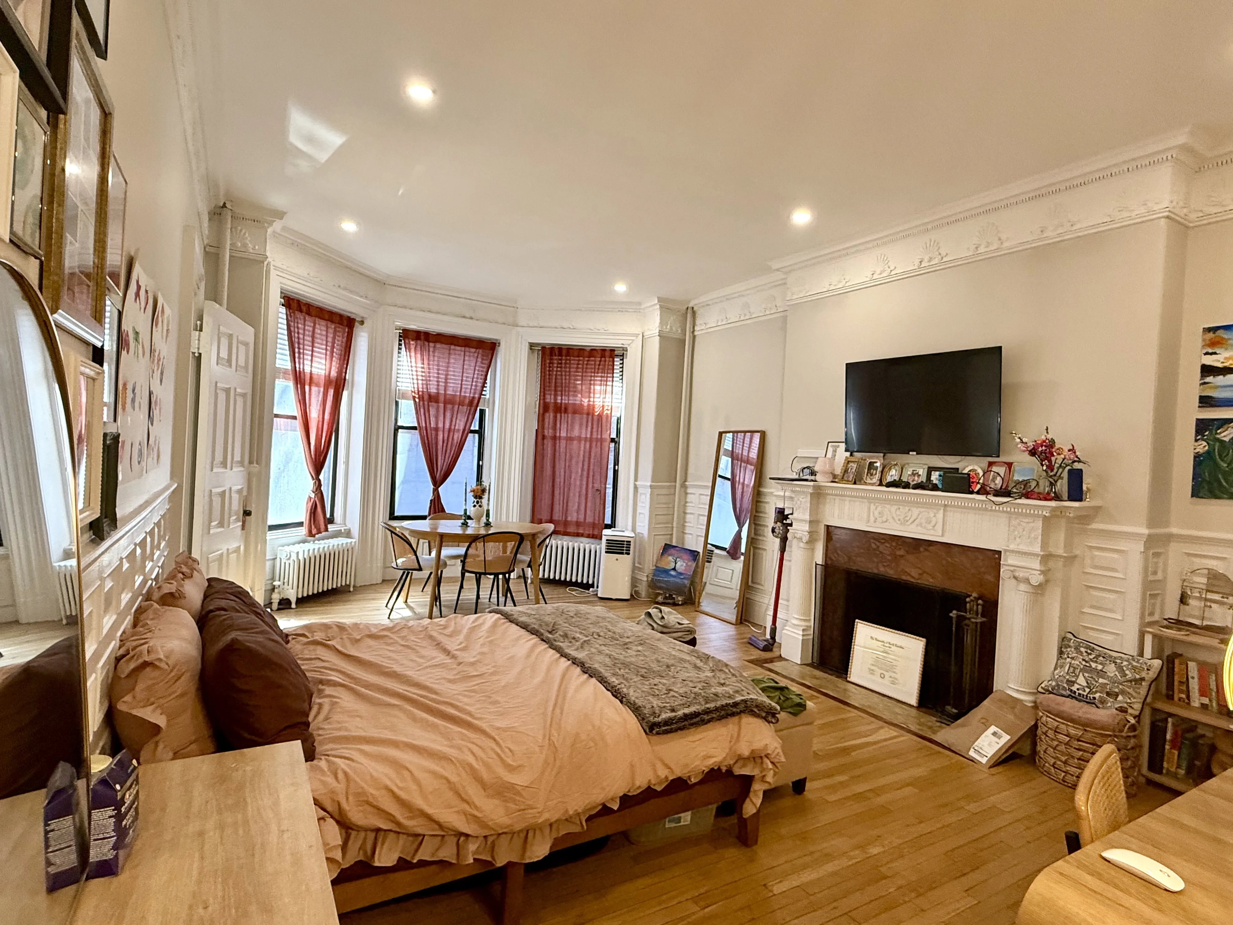 475 Beacon St, Back Bay