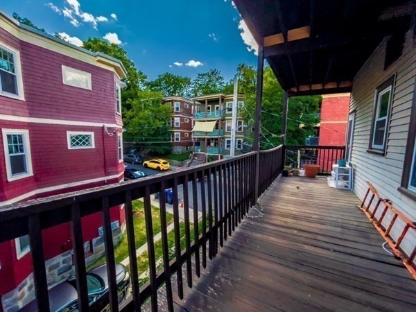 26 St Rose St, Jamaica Plain