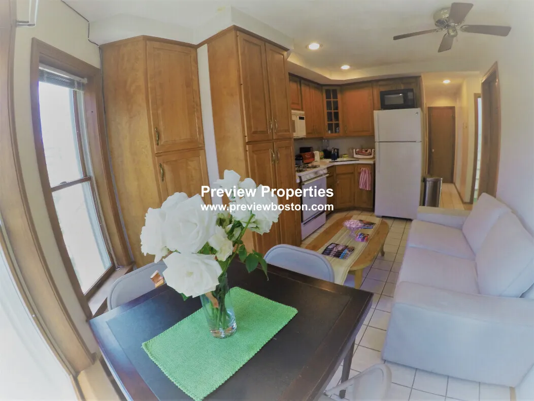 28 Orleans St, East Boston