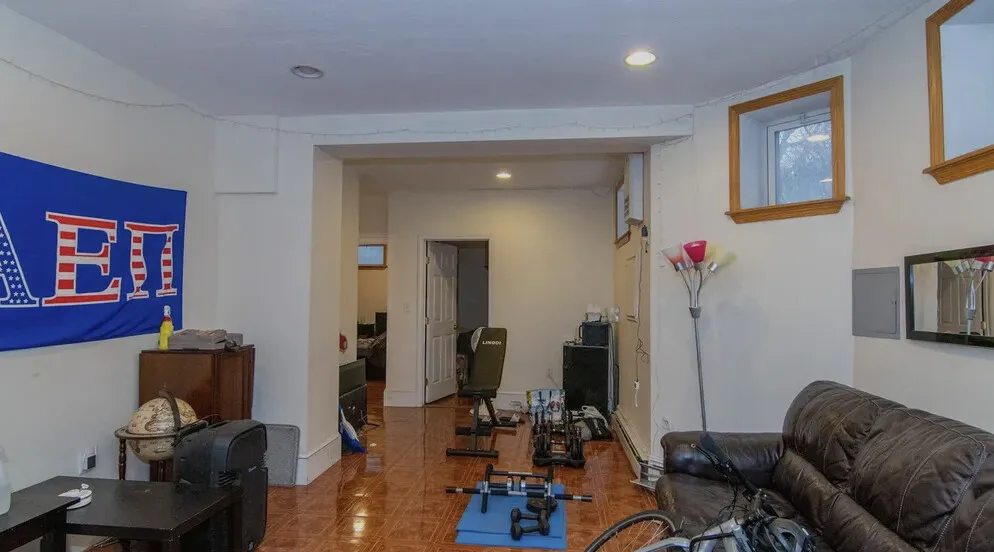 69 Babcock St, North Brookline