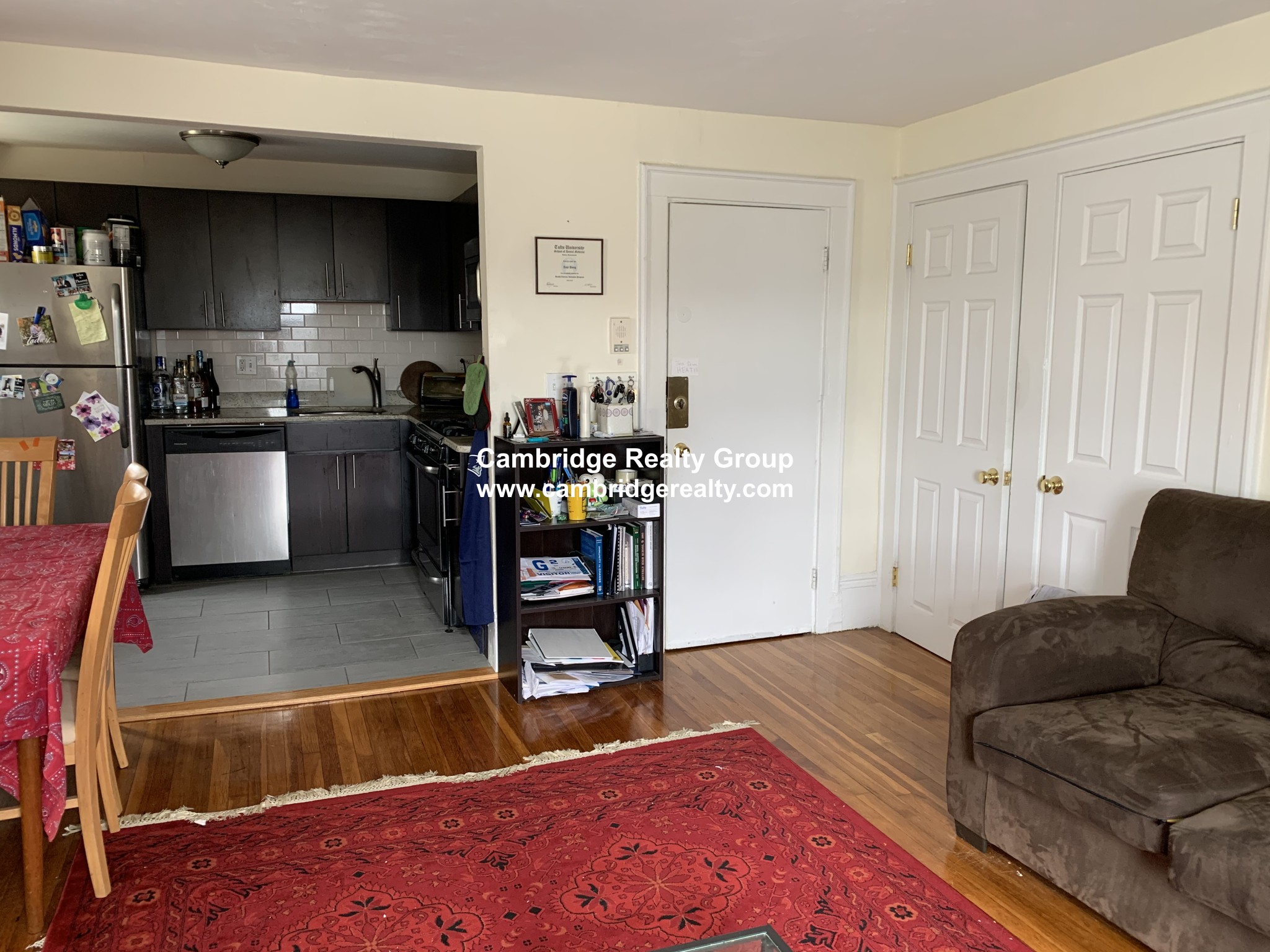 41 Crescent St, Medford Street / The Neck