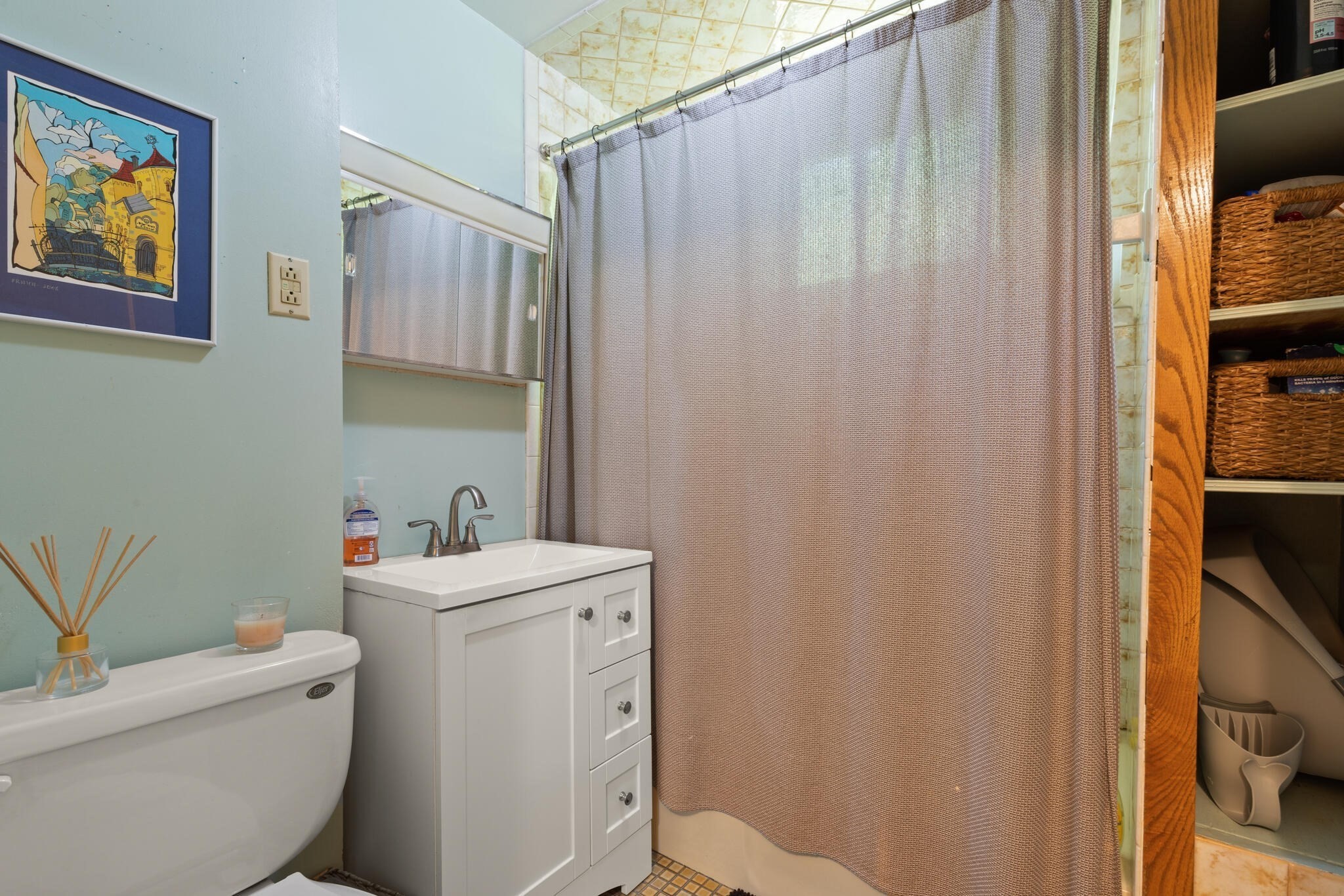 2 bed, 1 bath apartment for rent at 214 Maplewood St Unit 214, Watertown — photo 8 of 25
