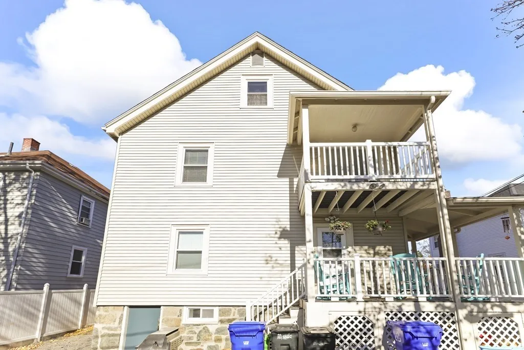 1004 South St, Roslindale