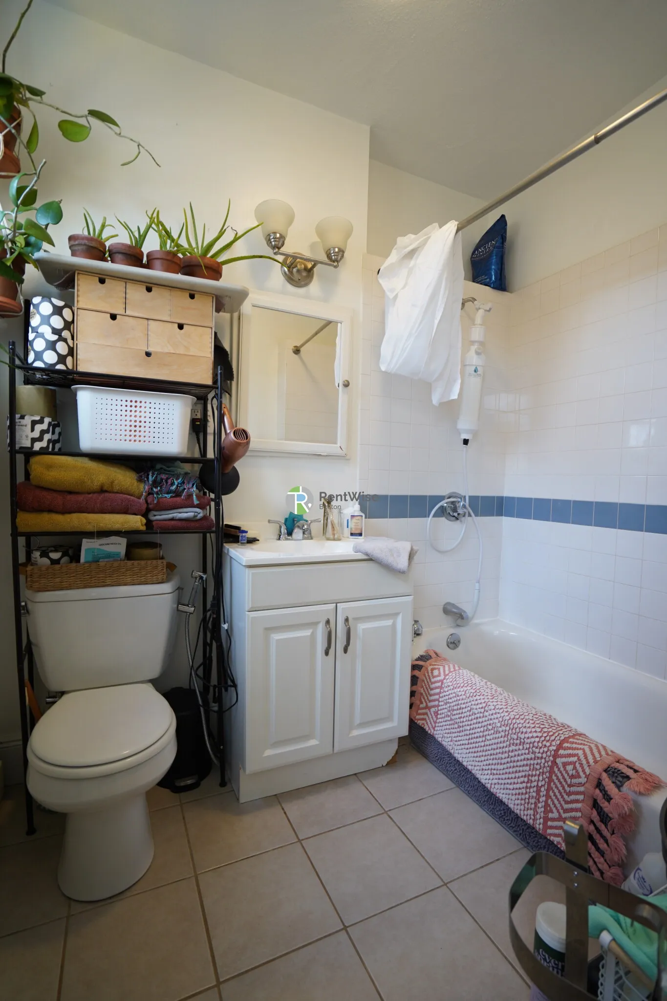 74 Brainerd Rd, Allston