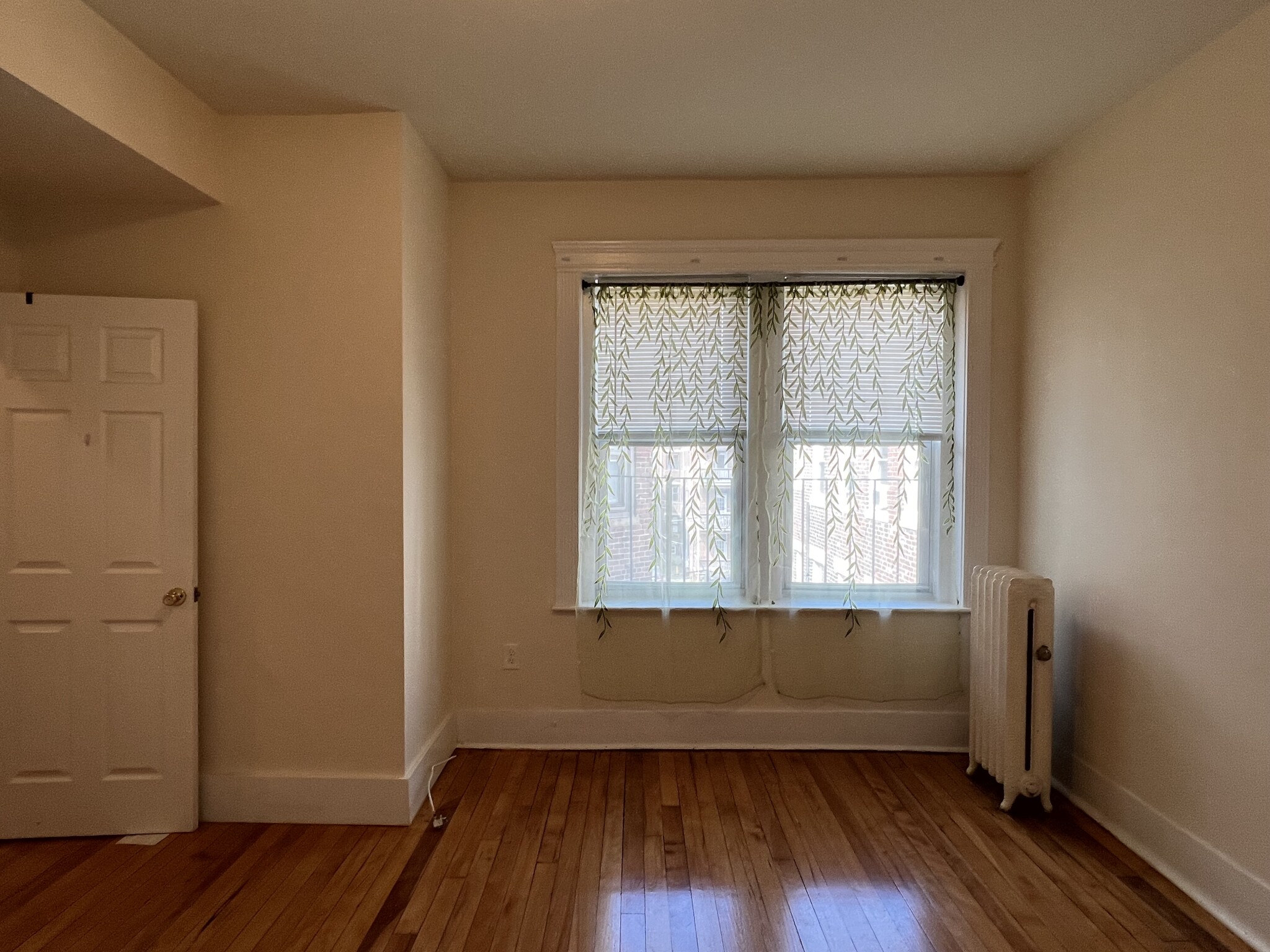 3 bed, 1 bath apartment for rent at 215 Harvard Ave Unit 9PH, Brighton — photo 15 of 20