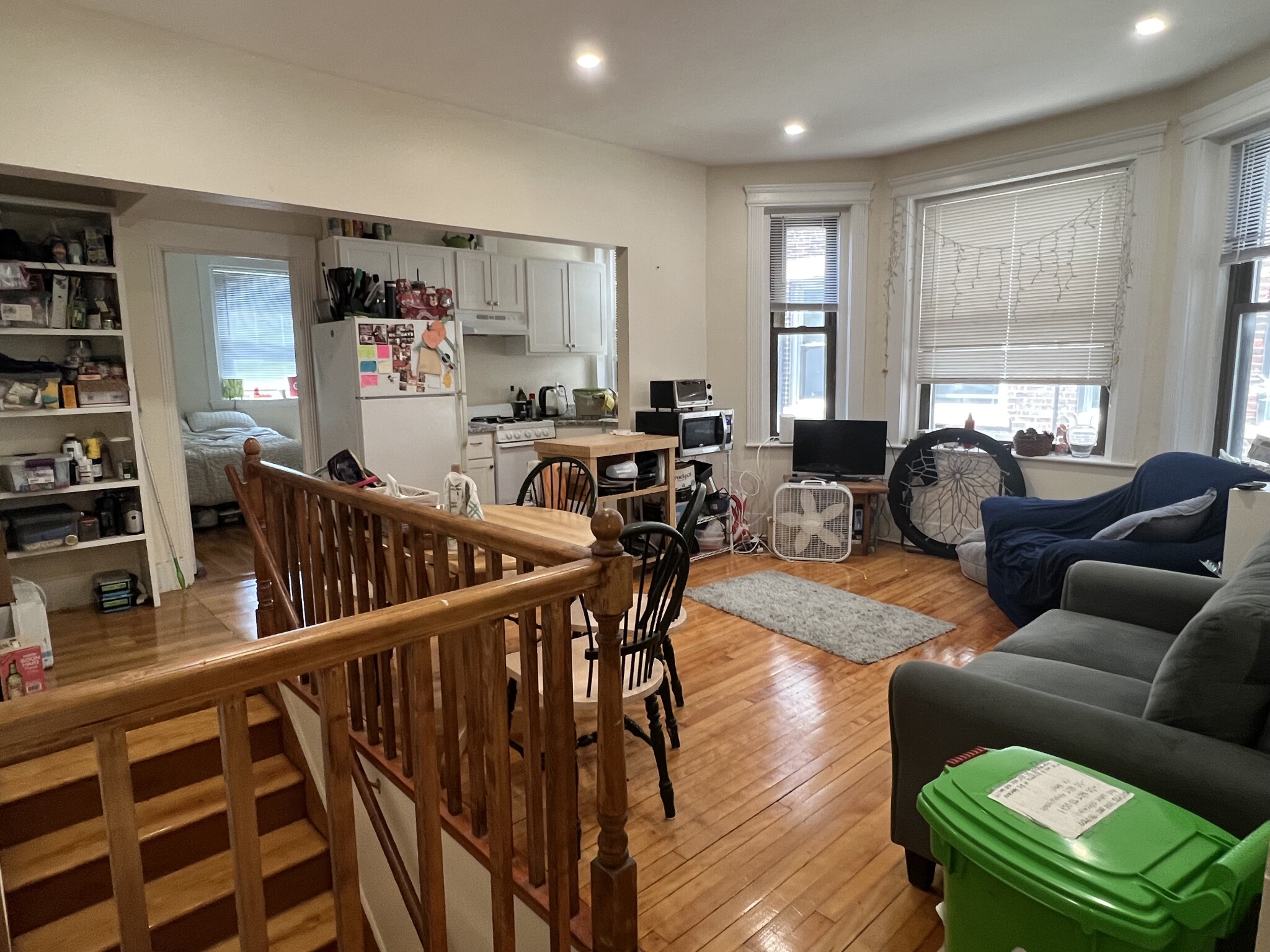 4 bed, 2 bath apartment for rent at 215 Harvard Ave Unit 3, Brighton — photo 7 of 21