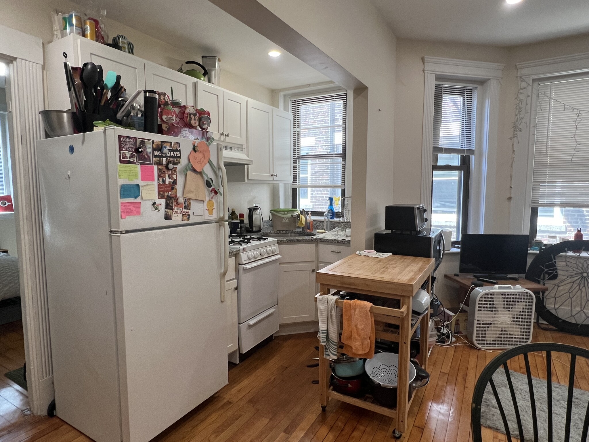 4 bed, 2 bath apartment for rent at 215 Harvard Ave Unit 3, Brighton — photo 9 of 21