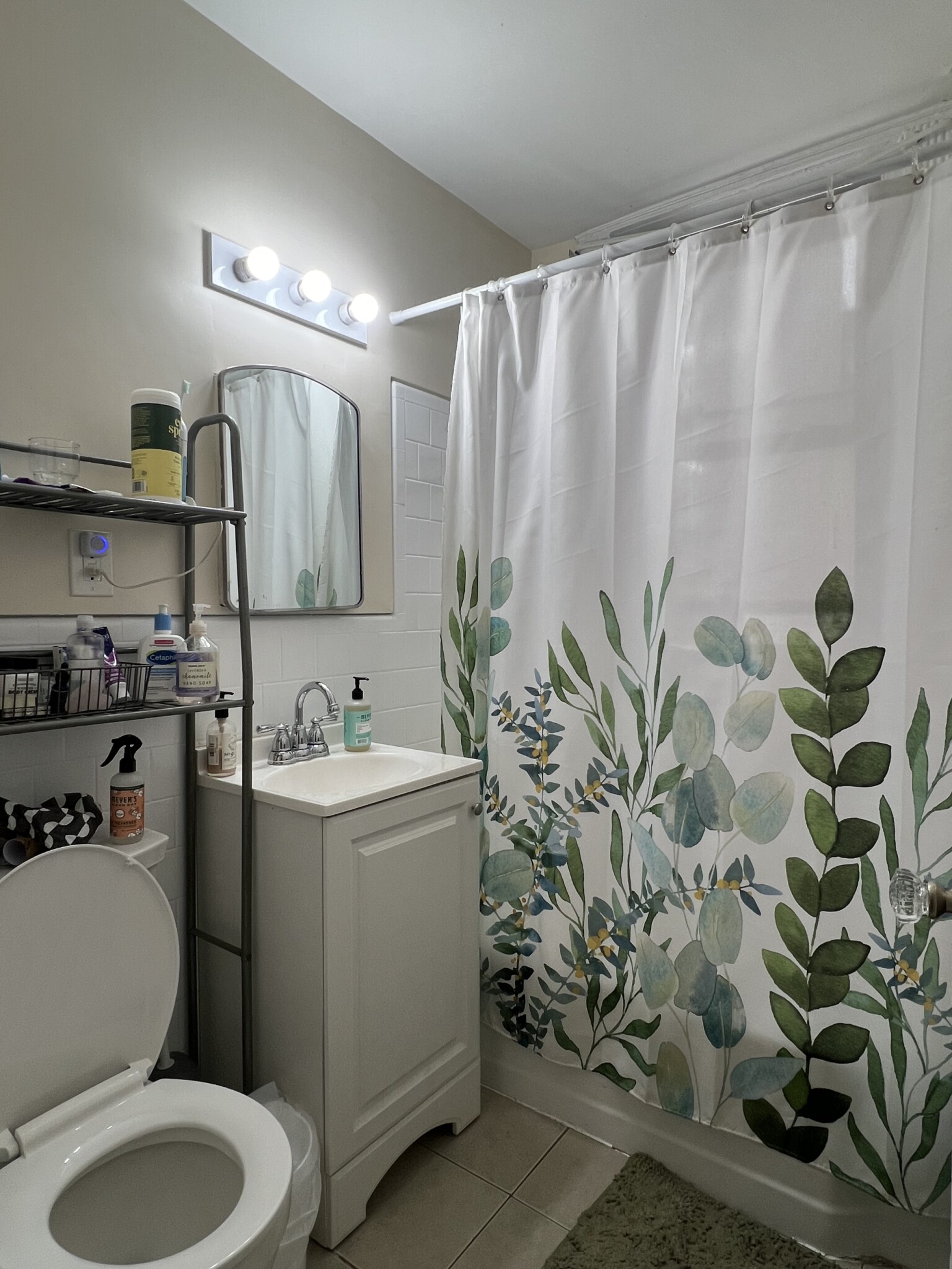 4 bed, 2 bath apartment for rent at 215 Harvard Ave Unit 3, Brighton — photo 14 of 21