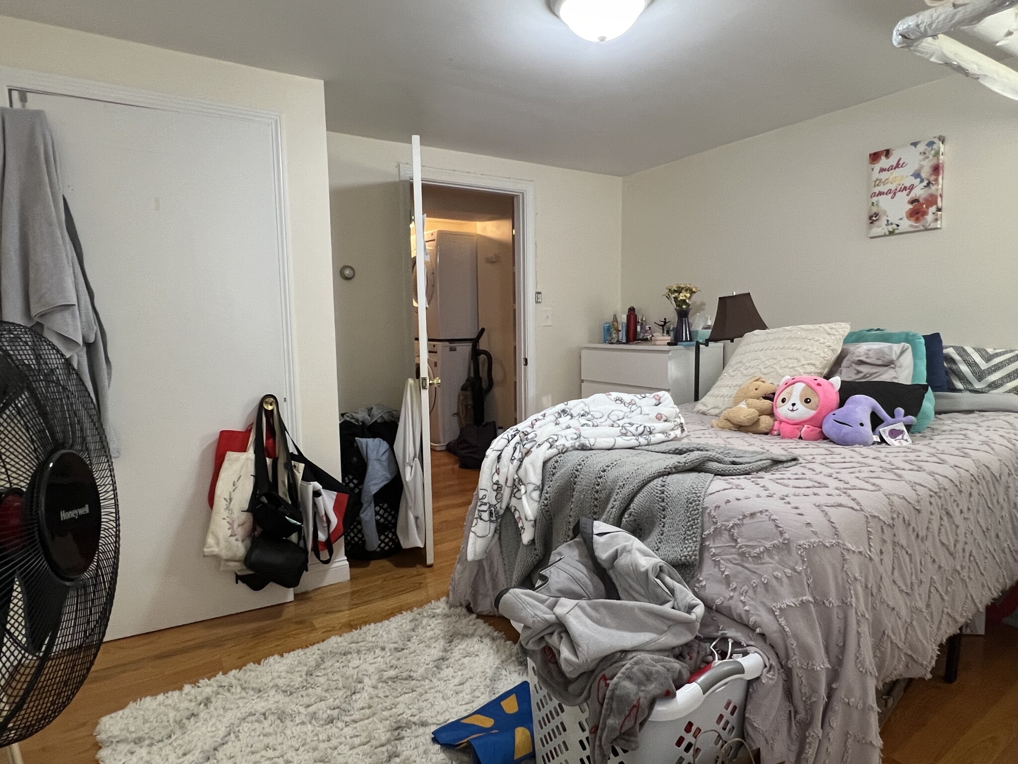 4 bed, 2 bath apartment for rent at 215 Harvard Ave Unit 3, Brighton — photo 16 of 21