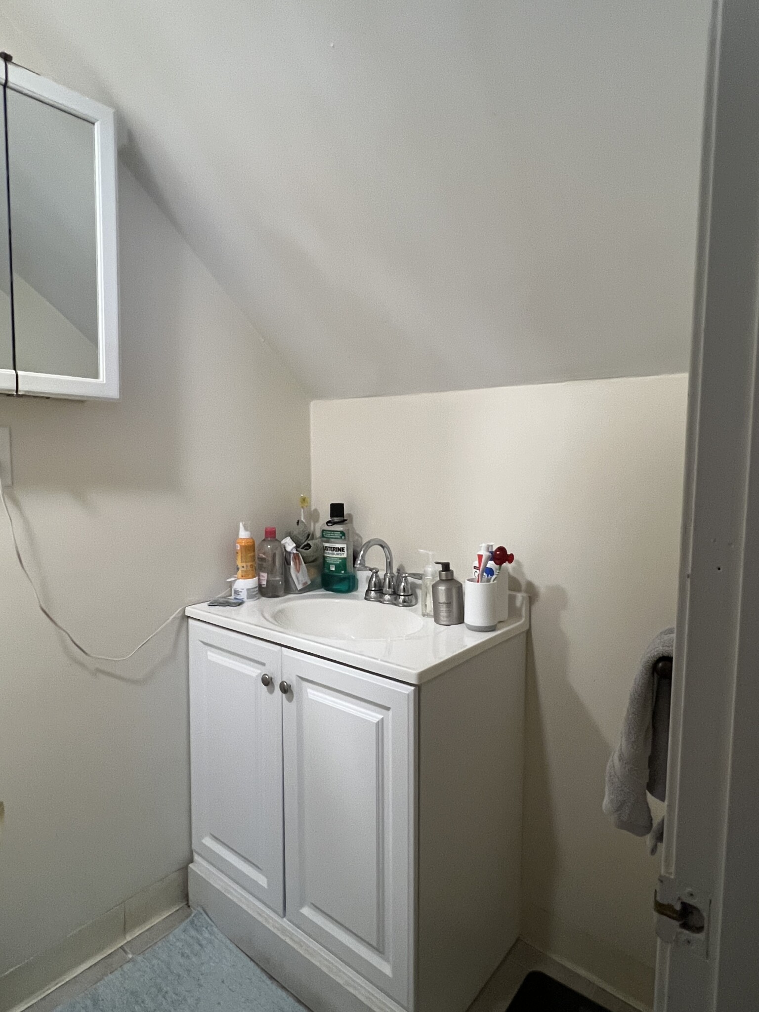 4 bed, 2 bath apartment for rent at 215 Harvard Ave Unit 3, Brighton — photo 18 of 21