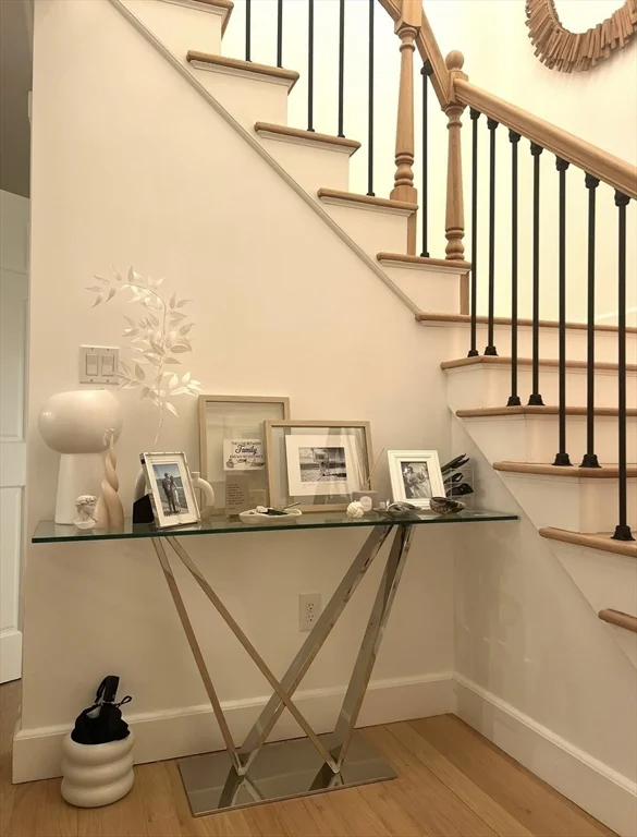 39 Castle Rd, Nahant