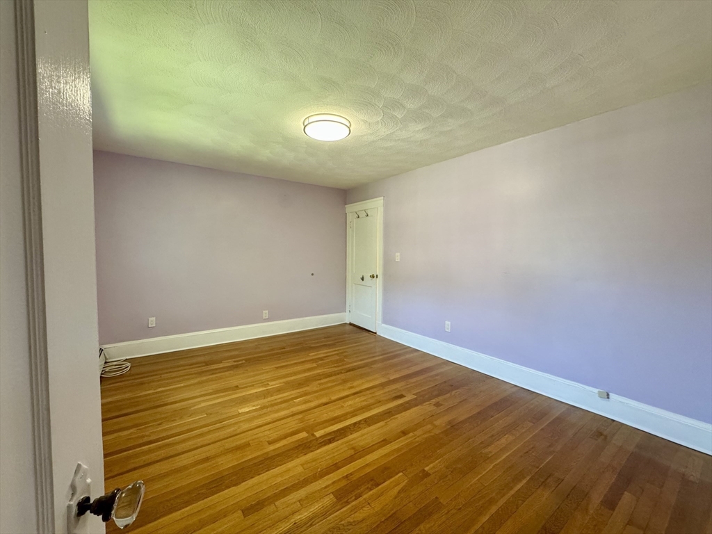 238 Washington, Winchester