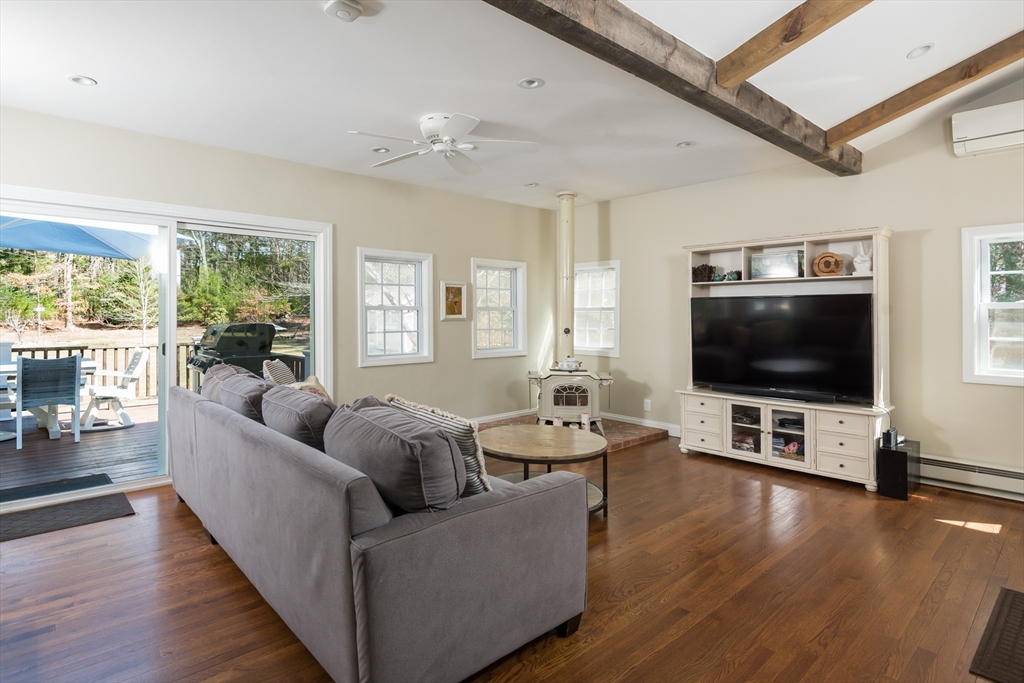 114 Standish St, Pembroke