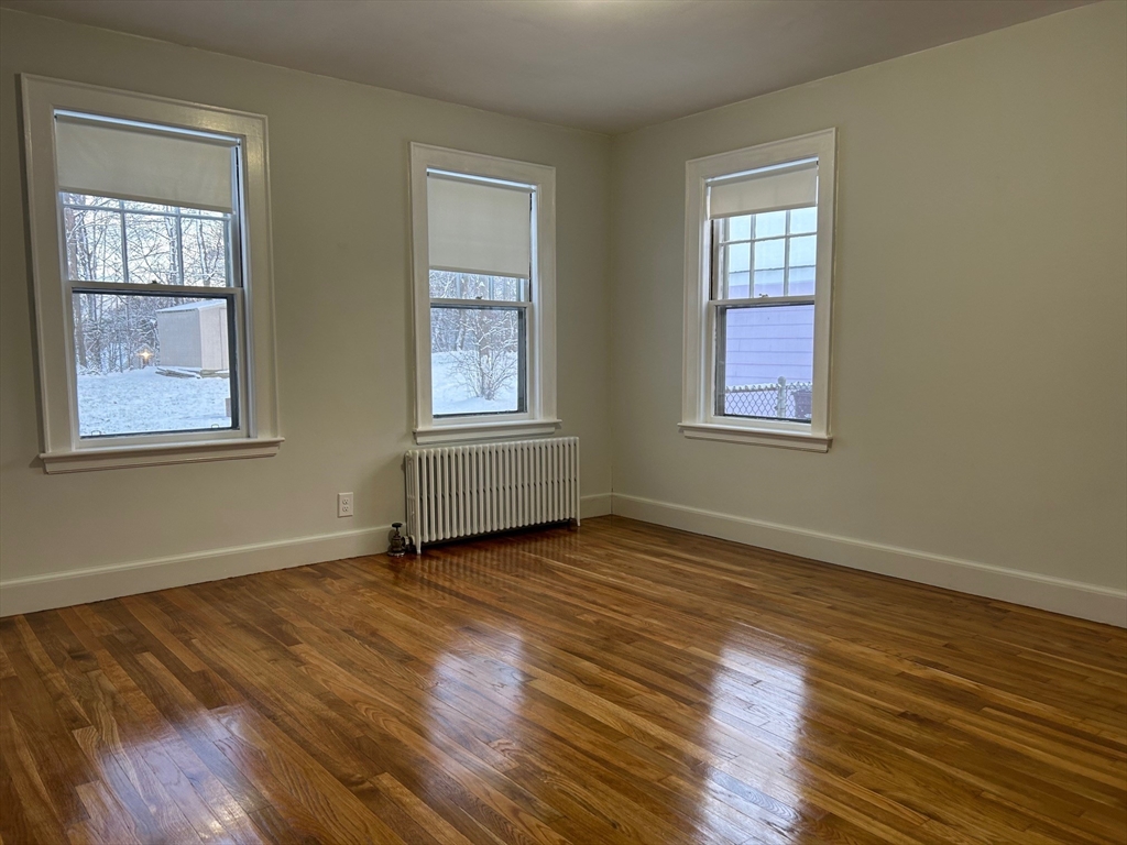 20-22 Randall Ave, Weymouth