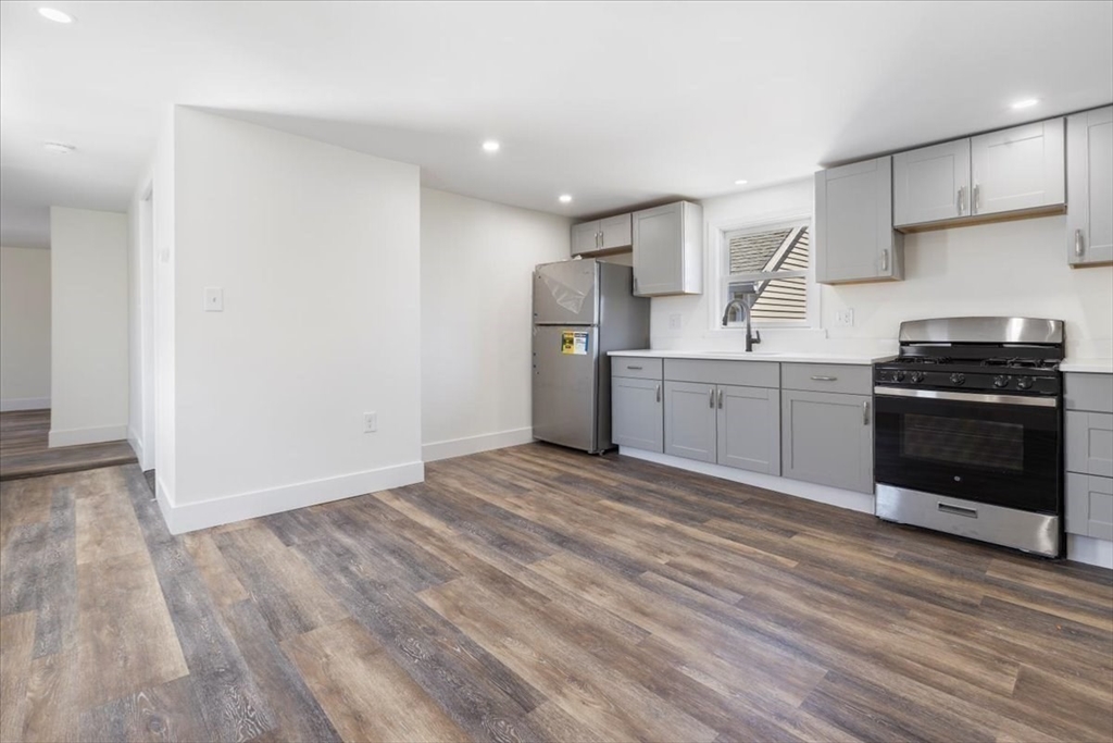 124 Williams Ave, Lynn