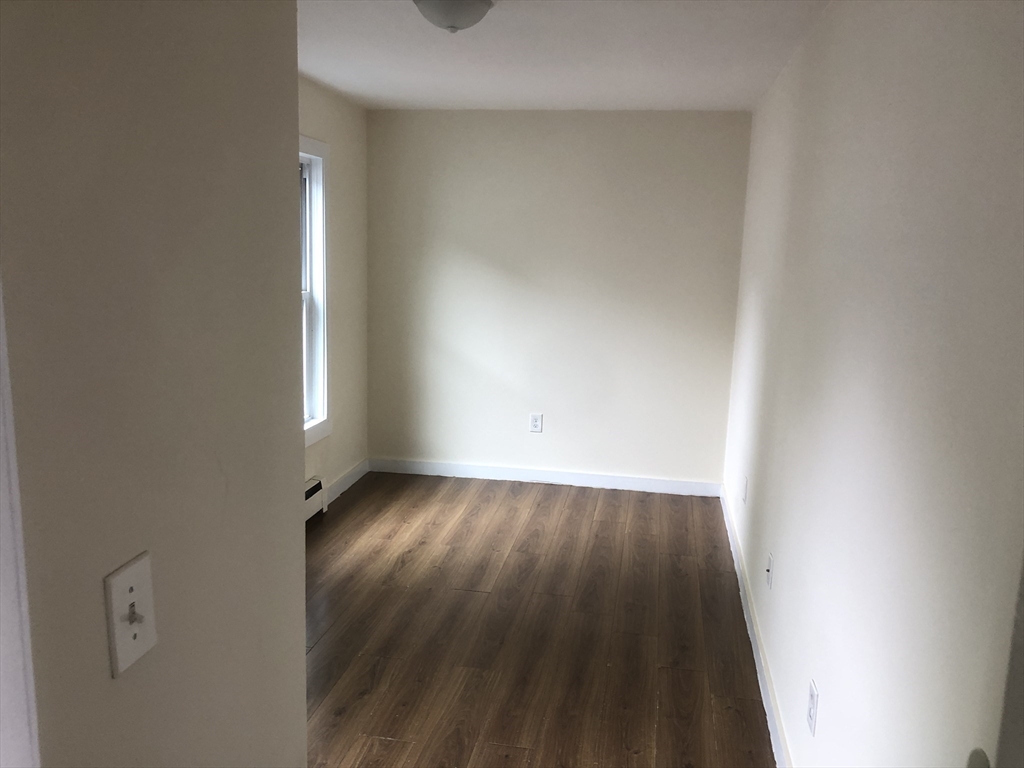 66 Pacific St, Fitchburg