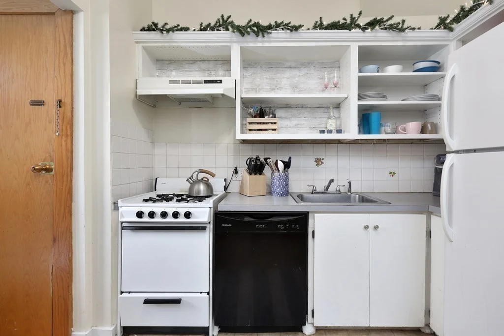 281 E, South Boston
