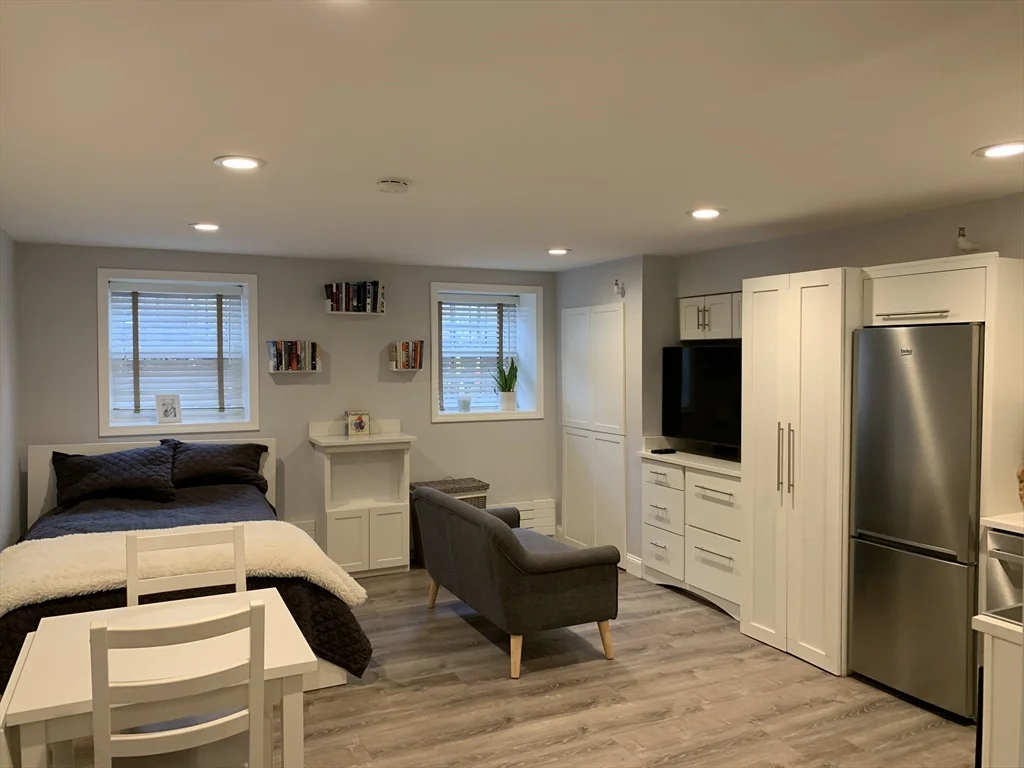 122 Beacon St, Back Bay