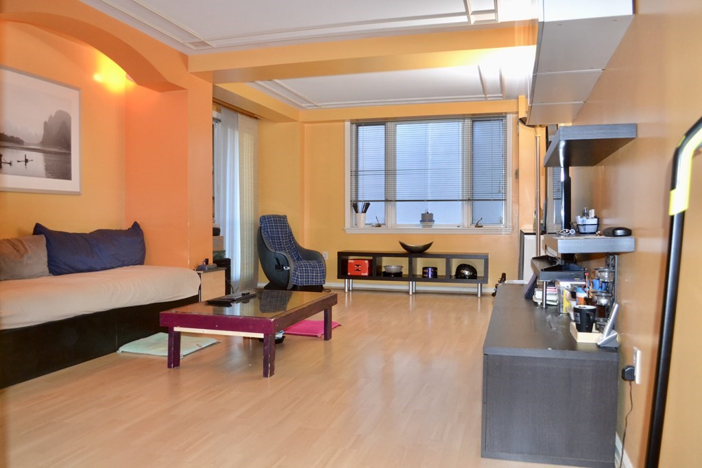 10 Rogers St, East Cambridge