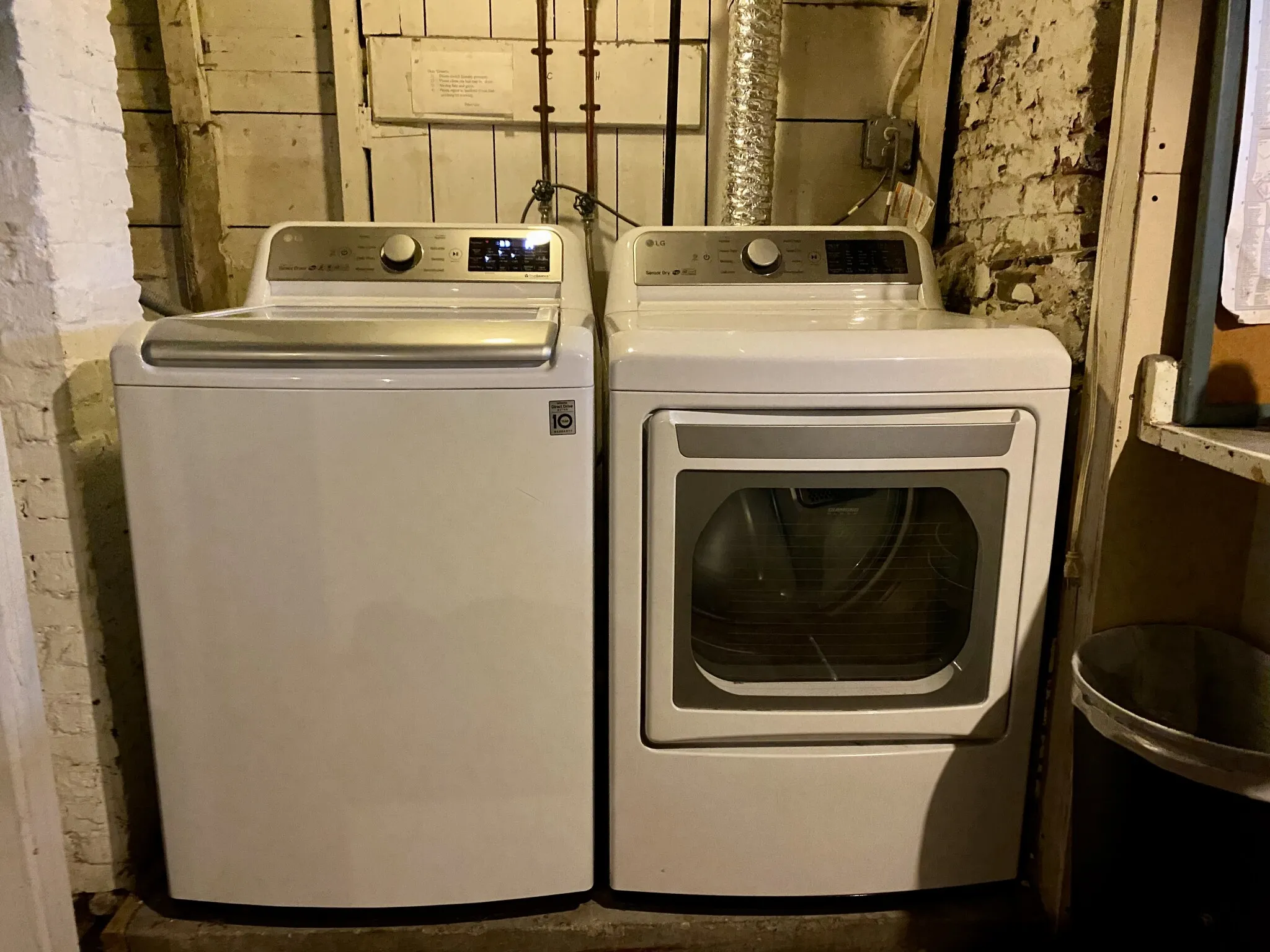 271 Highland Ave, Powder House Square