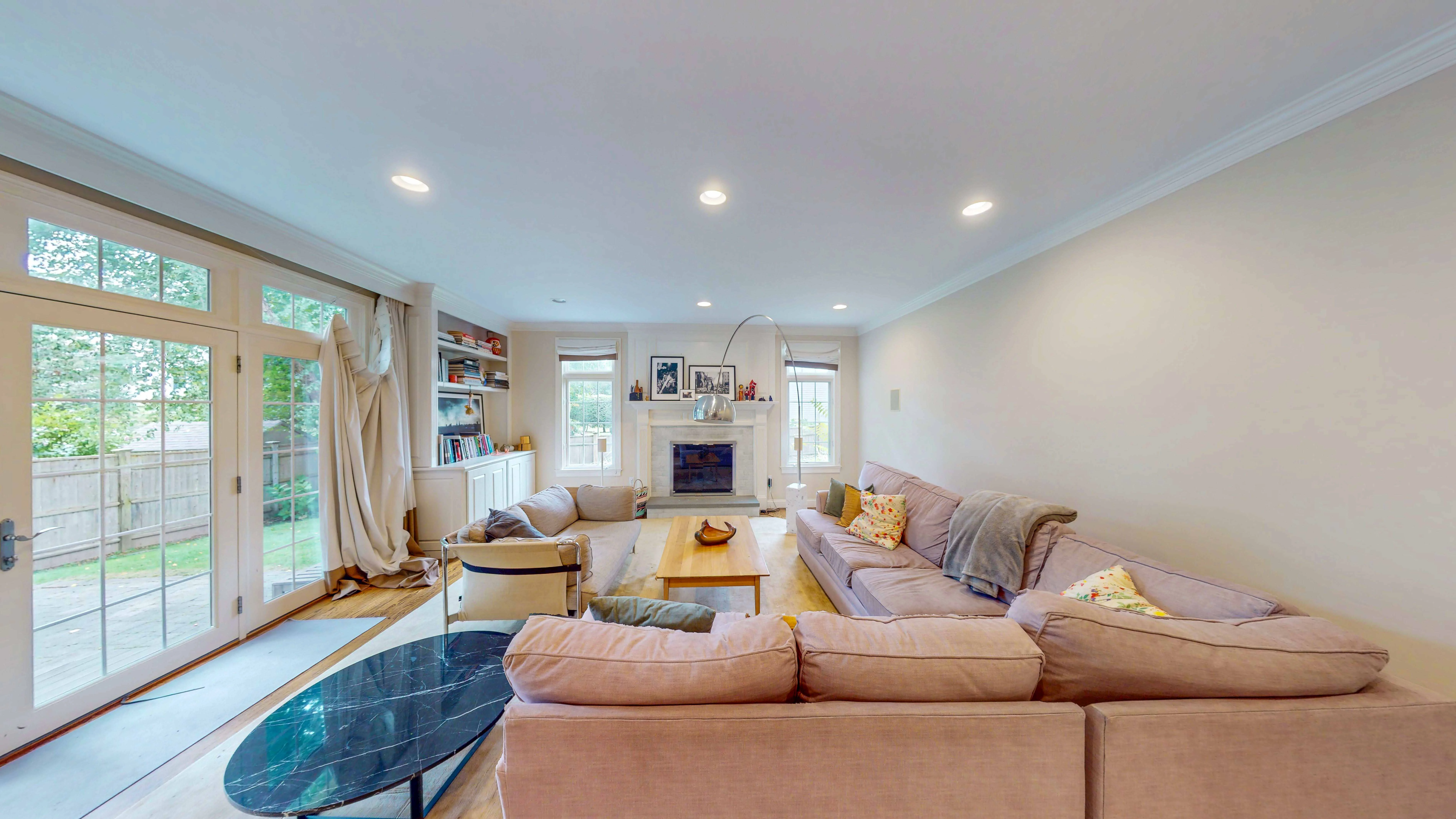 27 Mellon Rd, Wellesley