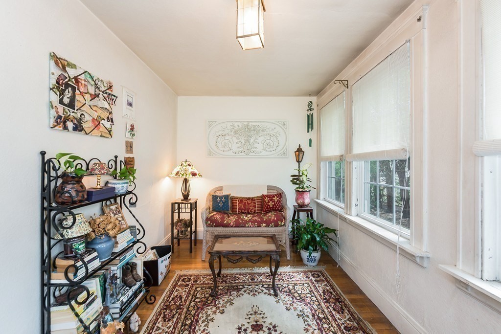 62 Evergreen Ave, Newton