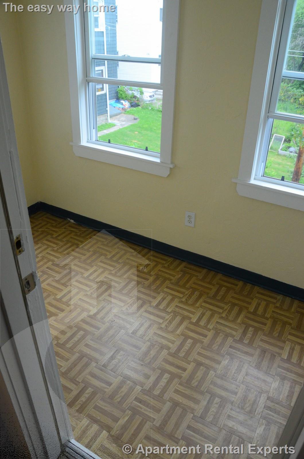 8 Bennett St, Magoun Square